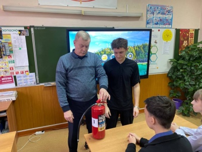 Пожарные добровольцы Белогорья отметили День добровольца