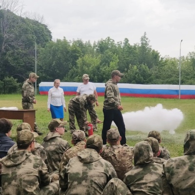 Занятия по пожарной безопасности для курсантов военно-исторических сборов «Армата»