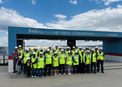 Ветераны пожарной охраны почтили память погибших в преддверии Дня памяти и скорби