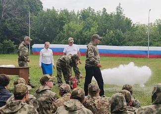 Занятия по пожарной безопасности для курсантов военно-исторических сборов «Армата»