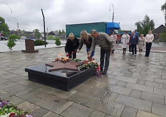 Пожарные добровольцы Белогорья почтили память героев Великой Отечественной войны